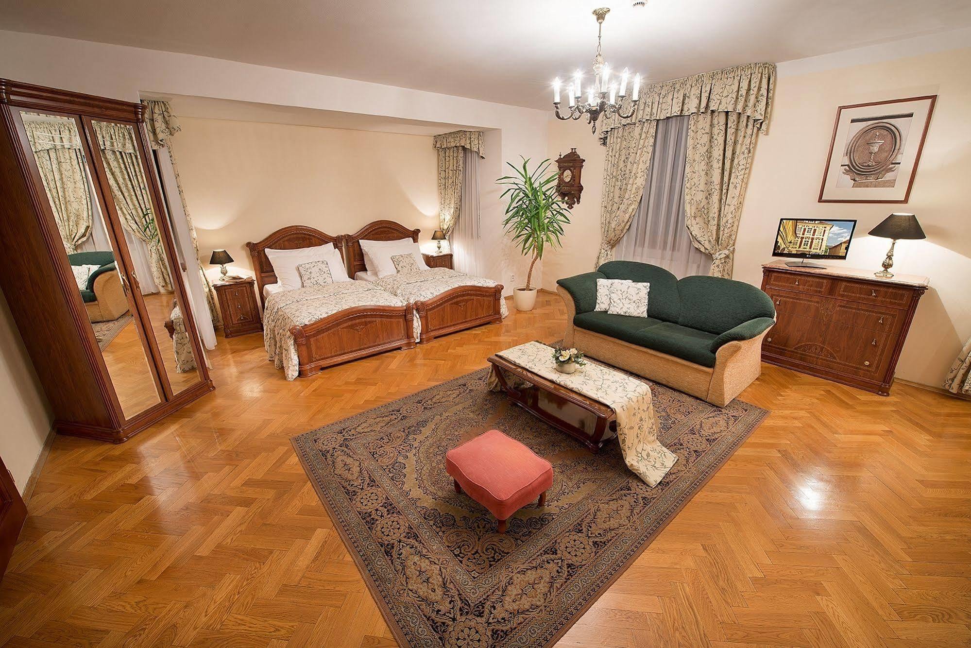 Boutique Hotel Constans Praga Exterior foto